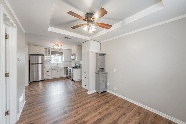 Foto del edificio - Charming home in the Arlington Heights nei...