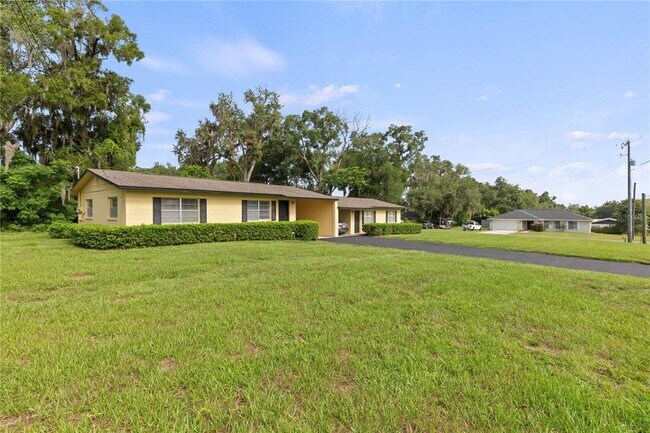 Building Photo - 12215 Leanne Dr