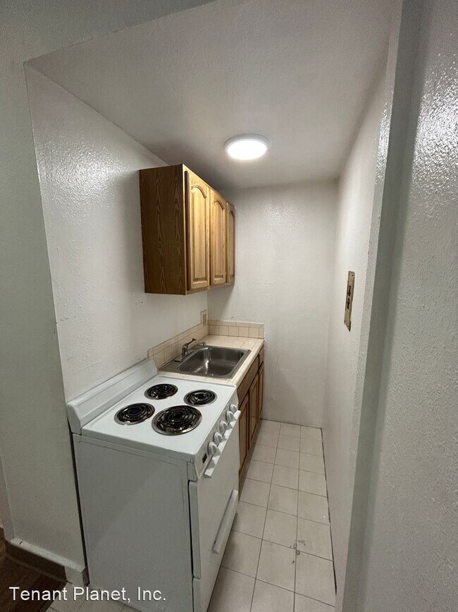 Building Photo - 1 br, 1 bath House - 793 O'Farrel St