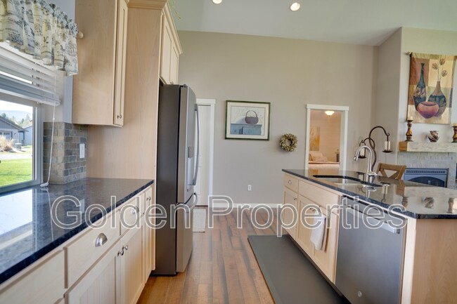 Foto del edificio - 169 Ironwood Dr