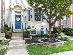 Building Photo - 831 Chestnut Cove Dr