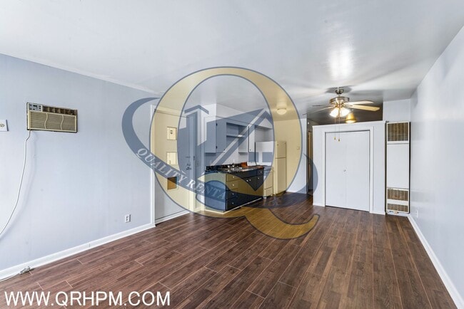 Building Photo - 111 N Shiawassee St