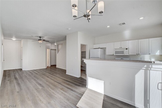 Building Photo - 8657 Roping Rodeo Ave