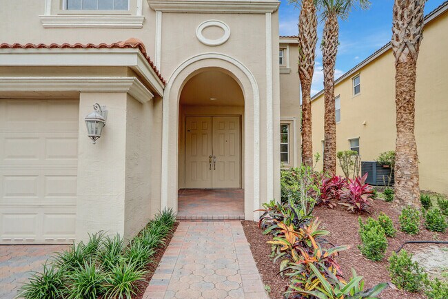 Building Photo - 11950 SW Knightsbridge Ln