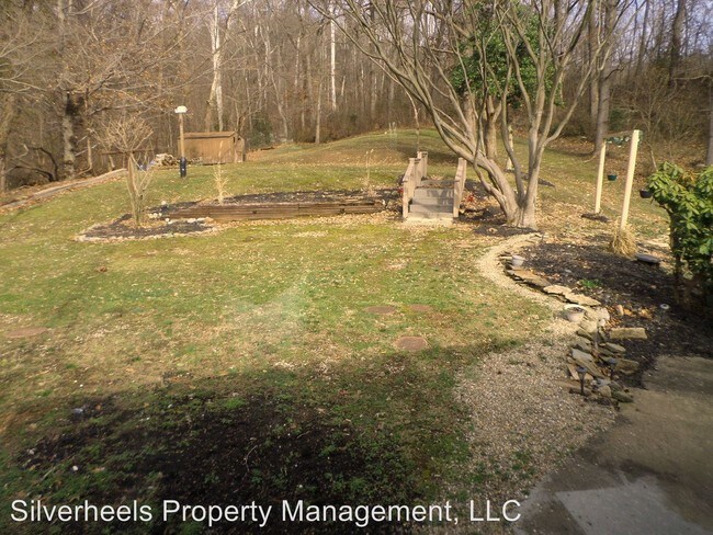 Foto del edificio - 220 Congress Rd