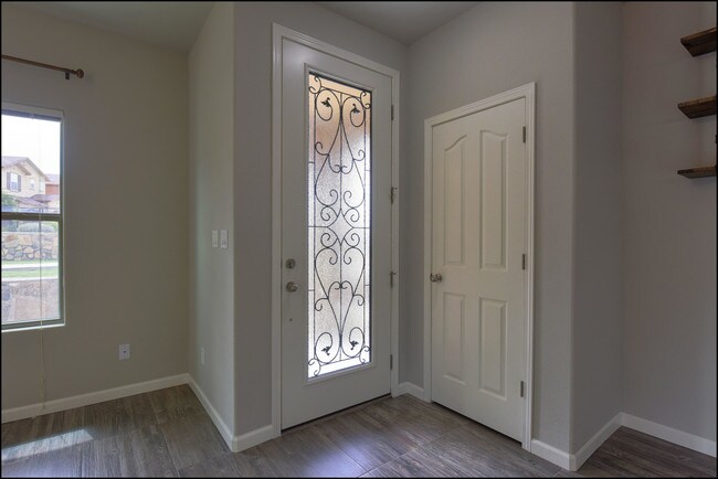 Building Photo - 6664 Red Canyon Sage Ln