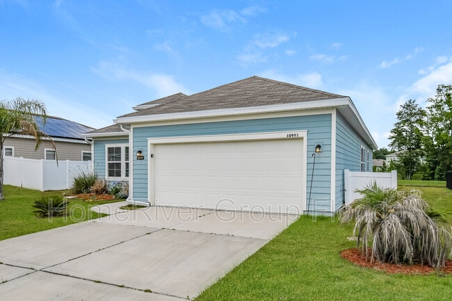 Building Photo - 10991 Haws Ln