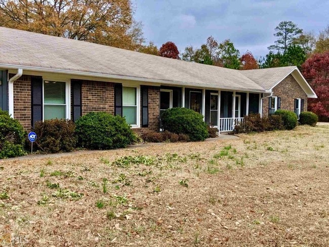 Building Photo - 130 King Arthur Ct
