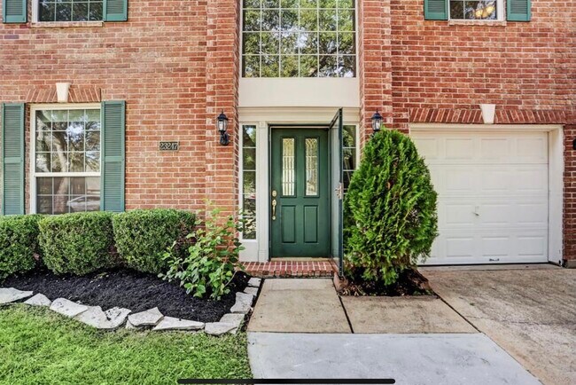 Building Photo - 23247 Diamond Knoll Ct