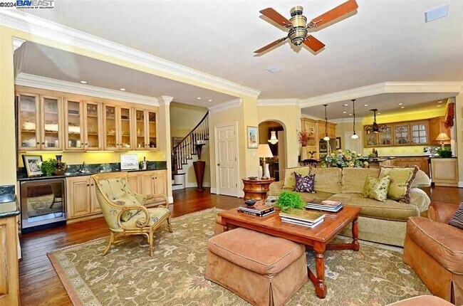 Building Photo - 5045 Blackhawk Dr