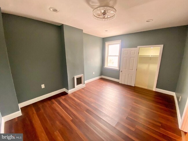 Building Photo - 34 Southard St