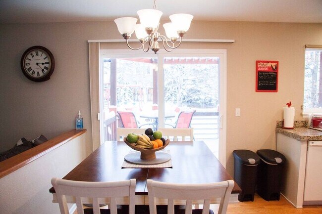 Foto del edificio - 8907 S Miners Dr