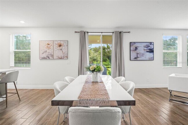 Foto del edificio - 2943 Sunstar Dr