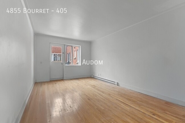 Building Photo - 4855 Av Bourret