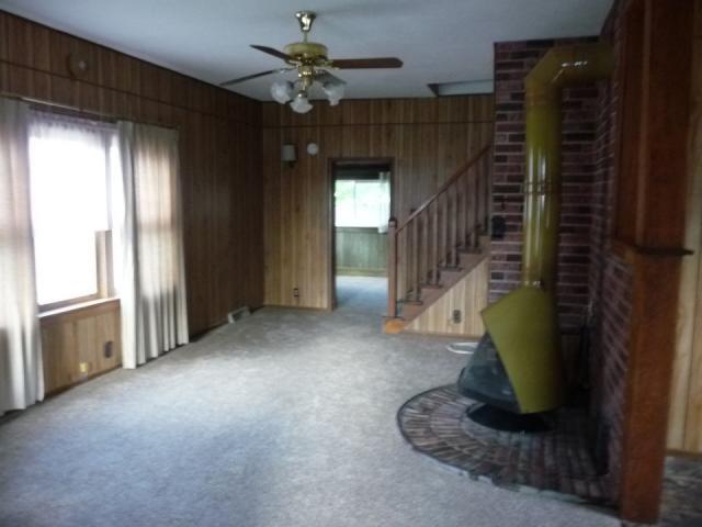 Building Photo - 4 bedroom in Roundup MT 59072