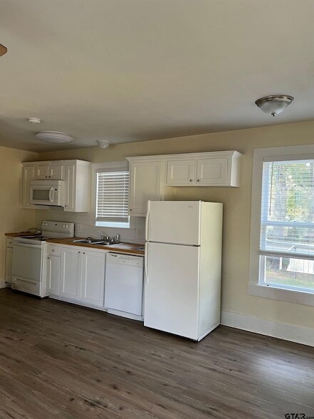 Foto del edificio - 1005 S Donnybrook Ave