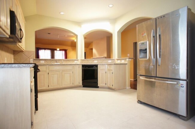Building Photo - 11915 Fountain Brook Dr