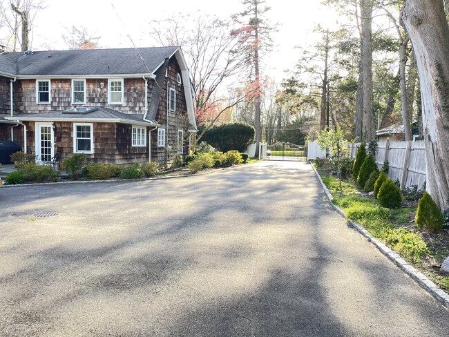 driveway - 238 Bayville Rd