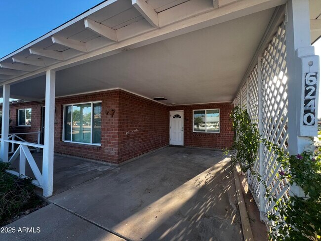 Foto del edificio - 6240 N 31st Ave