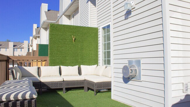 Building Photo - 1506 McKinley Pl