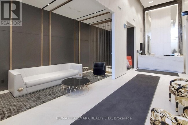 Building Photo - 319 Jarvis St