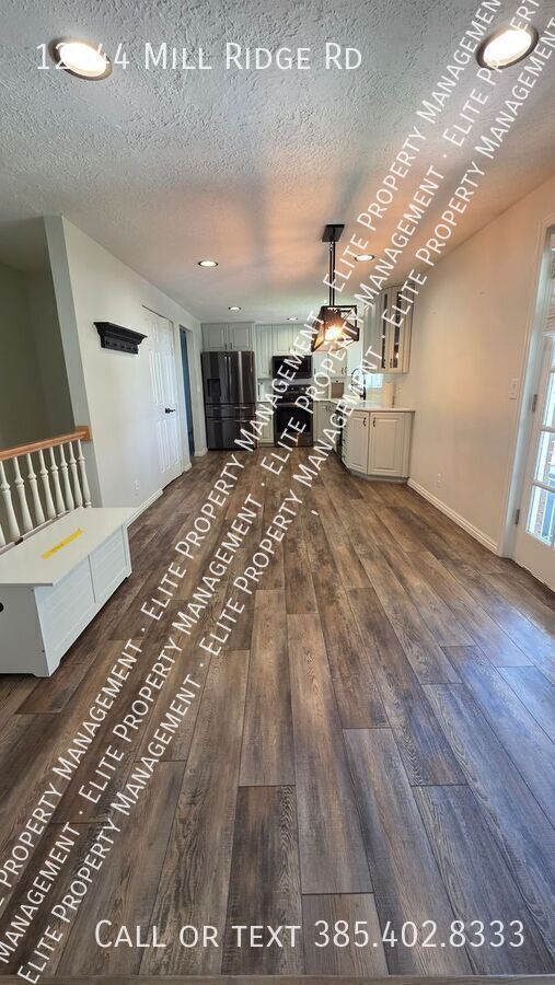 Foto del edificio - 12144 Mill Ridge Rd