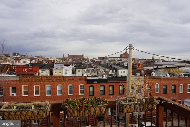 Foto del edificio - 3012 McKay Ct