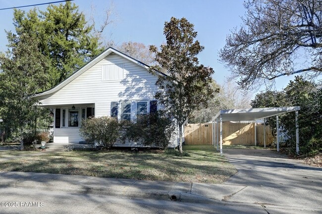 Building Photo - 519 Mudd Ave