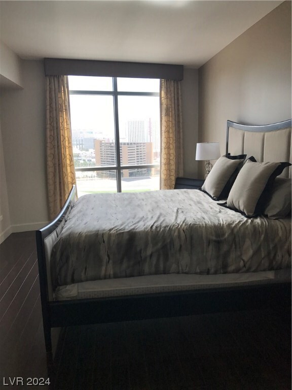Foto del edificio - 200 W Sahara Ave