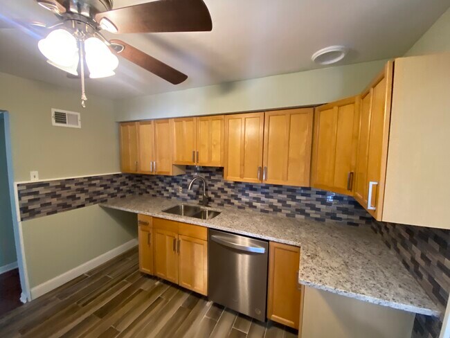Building Photo - 4164 Bingham Ave