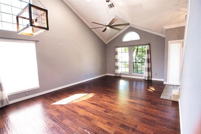 Building Photo - 15029 Wells Port Dr