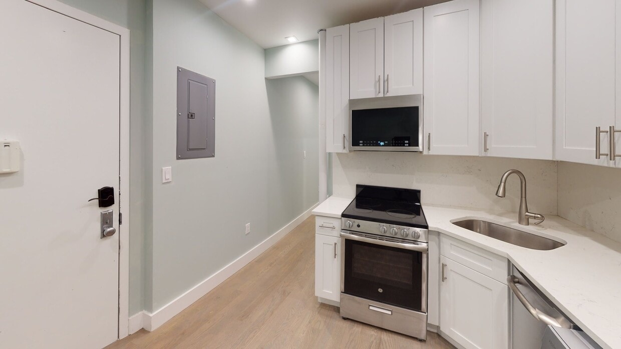 Photo - 1675 Lexington Ave Apartment