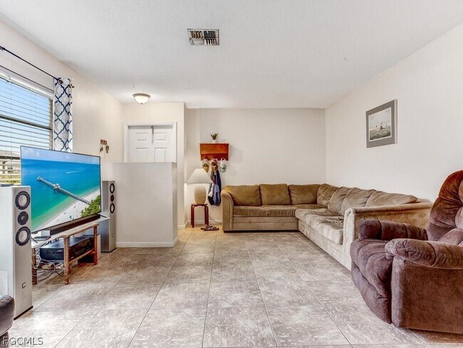 Foto del edificio - 718 SE 46th Ln