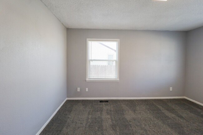 Foto del edificio - AVAILABLE NOW | VOUCHERS WELCOMED | 4 Bed | 2 Bath | West Tulsa