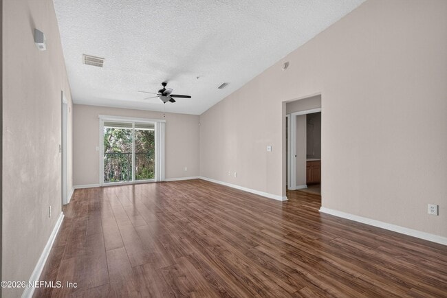 Building Photo - 7047 Deer Lodge Cir