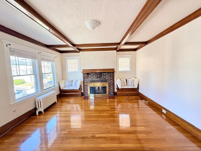 Foto del edificio - 48 Rosewood St