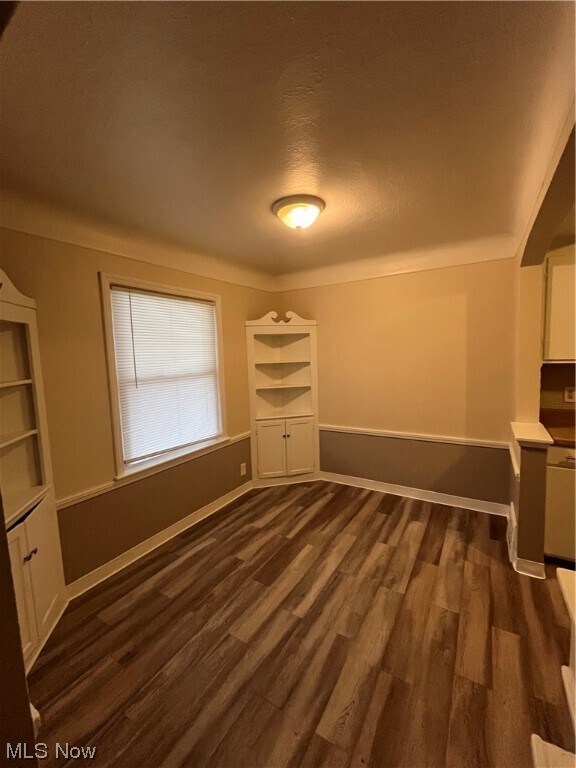 Building Photo - 16604 Maple Heights Blvd