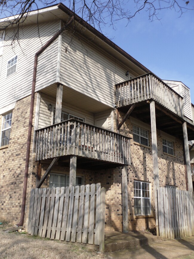 Foto del edificio - 4000 Anderson Rd, Unit 31