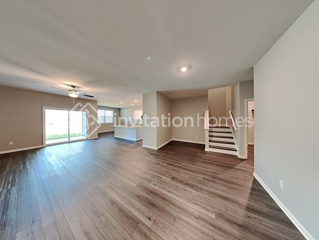 Building Photo - 105 Webster Cir