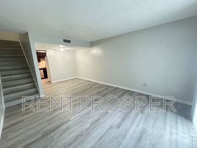 Building Photo - 4269 S Semoran Blvd