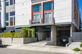 Interior Photo - Lido Apartments - 1039 S Hobart