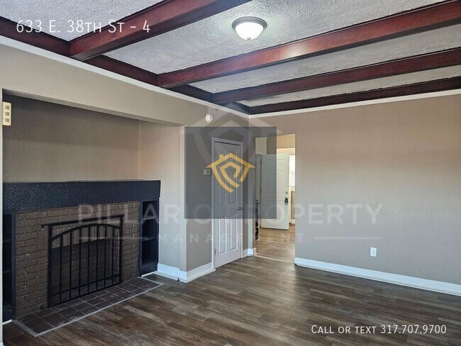 Building Photo - 633 E 38th St