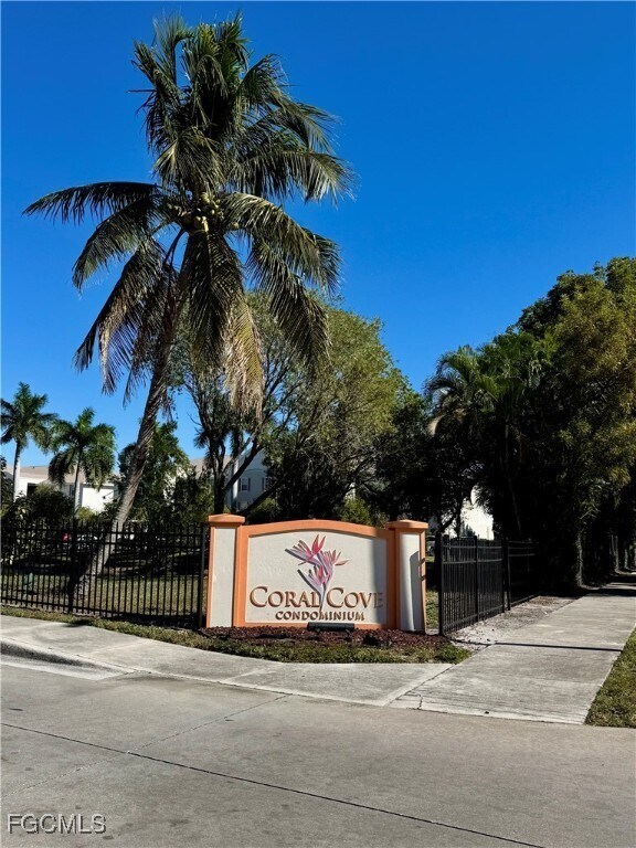 Foto principal - 1773 Four Mile Cove Pkwy