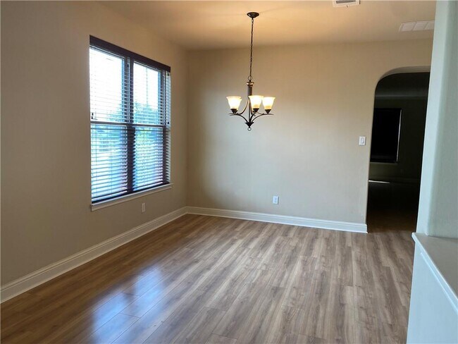 Building Photo - 11925 Timber Heights Dr