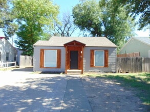 Building Photo - 2628 26th St