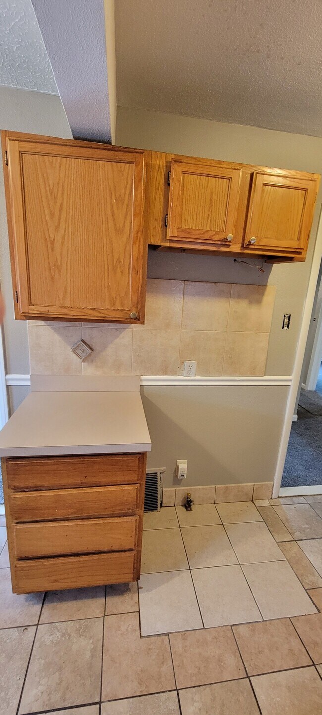 Building Photo - 18251 Washburn St