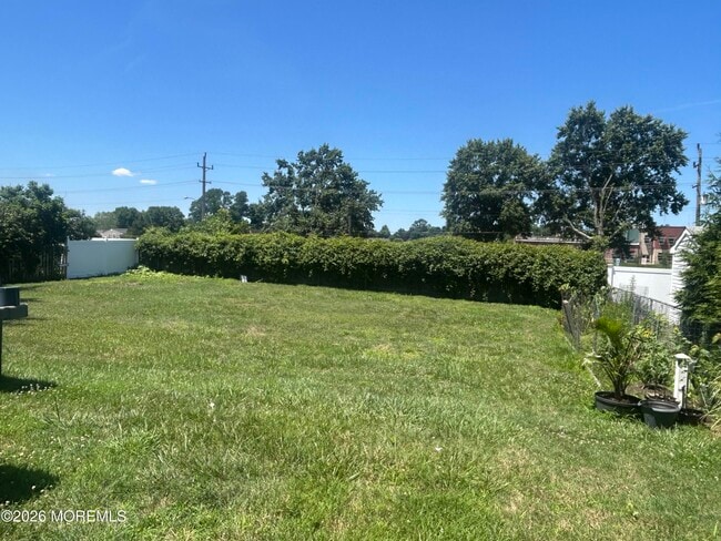 Building Photo - 1109 Lincoln Ct