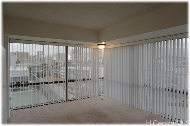 Building Photo - 1750 Kalakaua Ave