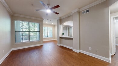 Interior Photo - THIRTY377