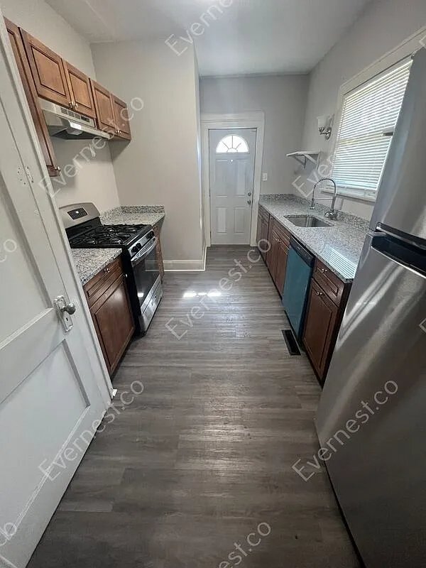 Foto del edificio - 3962 Woodhaven Dr